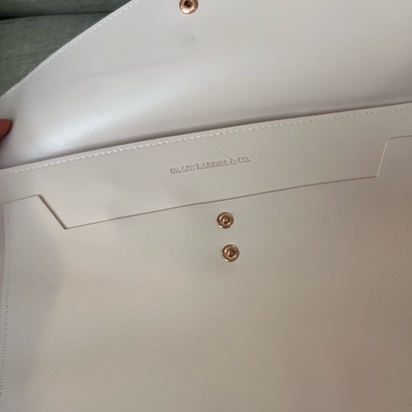 Glass Ladder Co. Pink Tech Portfolio. - Picture 2 of 4